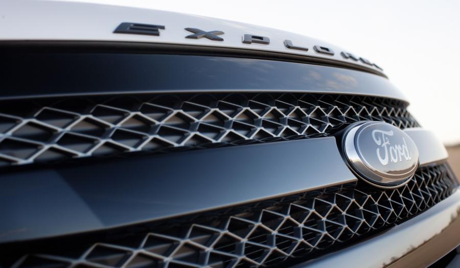  Ford Explorer Sport 2012 года  (фото 70 из 94)